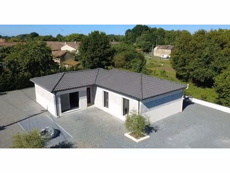 maison savigne 4 pièce(s) 105 m2