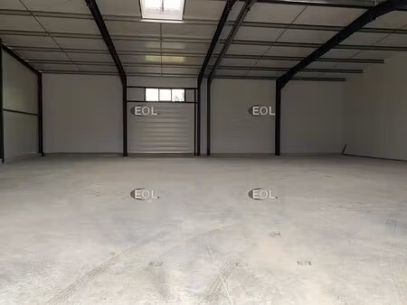location local d’activités carpentras 84200 2550m²