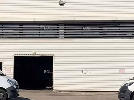 location local d’activités fos sur mer 13270 1800m²