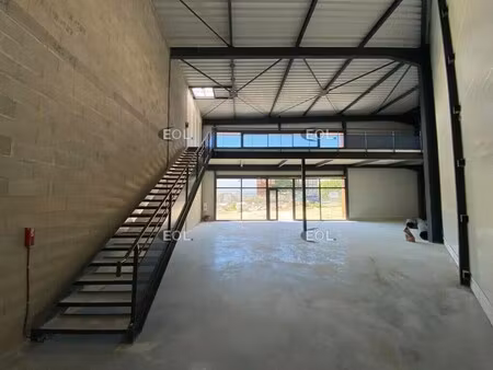 location local d’activités roquevaire 13360 104m²