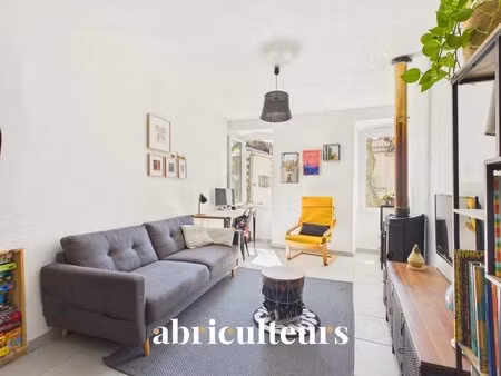 grans – maison de village t4 de caractère