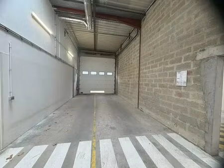 location local d’activités neuilly sur marne 93330 1186m²