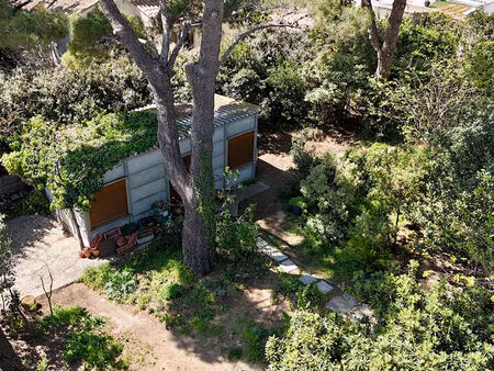 vente terrain  330.00m²  sète