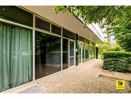commercieel te koop in berchem