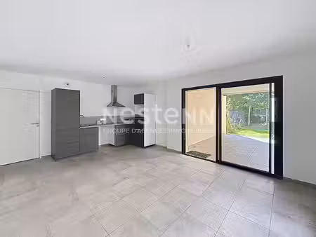 exclusivite ! appartement récent yssingeaux en rdc avec petit extérieur   garage