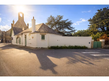 batz-sur-mer coeur de ville : maison de 7 pièces sur parcelle de 1063 m²