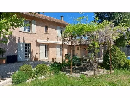 a vendre – mas provençal rénové  4 chambres  avec pisicine et garage