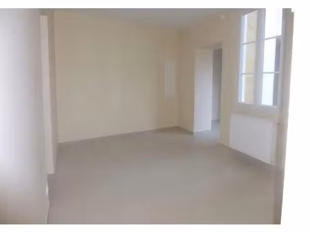 location appartement 2 pièces 38 m² à libourne (33500)