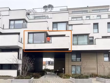 ruim 2 slpk appartement met zicht op de schelde