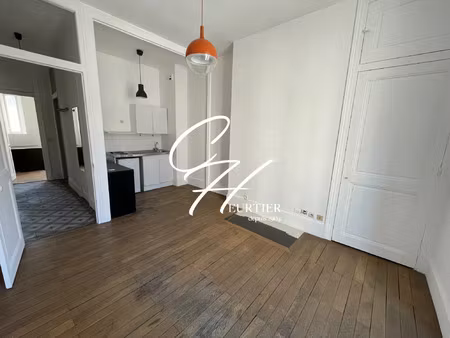 location appartement 2 pièces 35 m² à grenoble (38000)