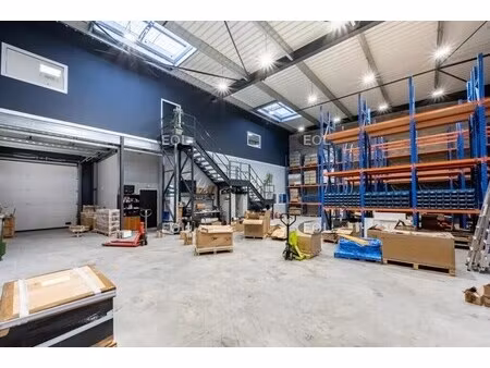 vente local d’activités plaisir 78370 465m²