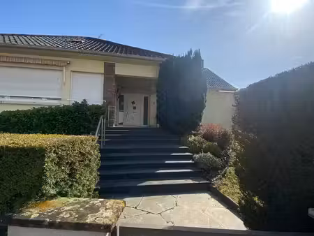 propriété familiale de prestige – colline du vignoble à mun