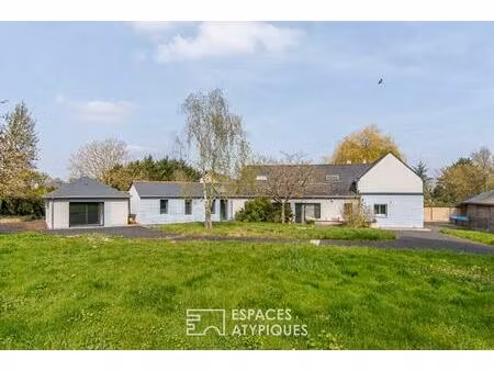 maison familiale et son jardin intimiste