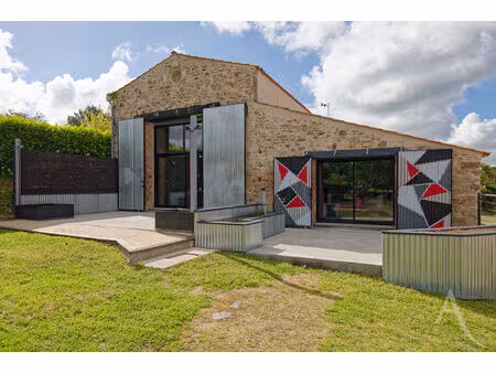 vente maison 5 pièces  160.00m²  saint