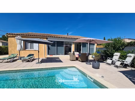 vente villa 5 pièces 118 m² à montaren-et-saint-médiers (30700)  385 000 €