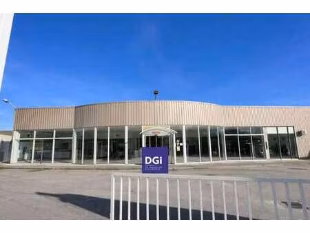 location commerce bagnols sur ceze 30200 500m²
