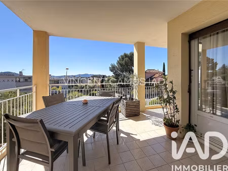 vente appartement 3 pièces à sanary-sur-mer (83110) : à vendre 3 pièces / 72m² sanary-sur-