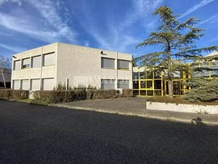 location local d’activités miribel 01700 1420m²