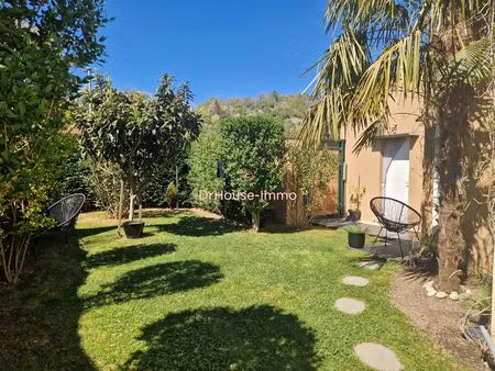 maison 4 pièces avec jardin paysager