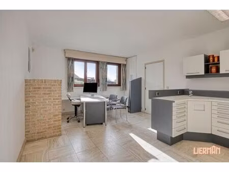 surface commerciale à vendre à opaaigem 16 erpe-mere (rbv88552)