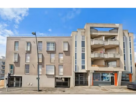 location parking / box  15.00m²  savigny