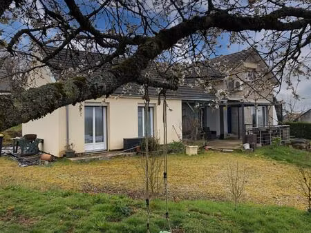 maison avec étage à finaliser (matériaux fournis)