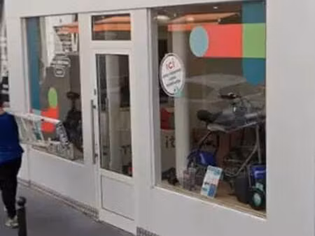 vente commerce paris 75017 65m²