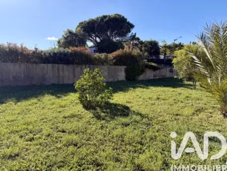 terrain à bâtir à fréjus (83600)