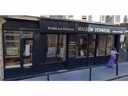 location commerce paris 75007 57m²