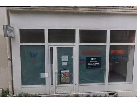 location commerce paris 75015 56m²