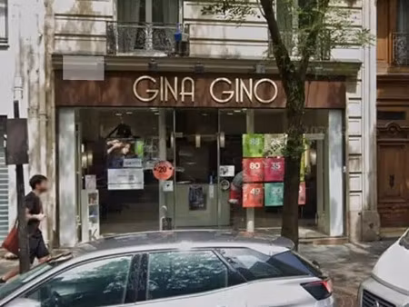 location commerce paris 75018 65m²
