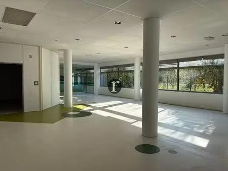 location commerce villeneuve d ascq 59650 60m² à 682m²
