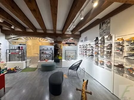 location commerce chambery 73000 42m²