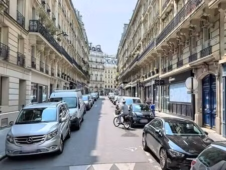 location commerce paris 75006 61m²
