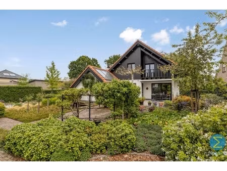 huis te koop in arendonk met 4 slaapkamers