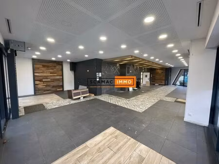 location commerce la valette du var 83160 276m²