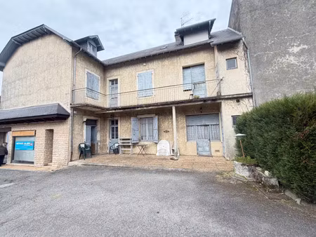 vente maison 8 pièces 194m2 morlaàs 64160 - 194000 € - surface privée