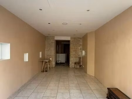 location commerce paris 75015 51m²