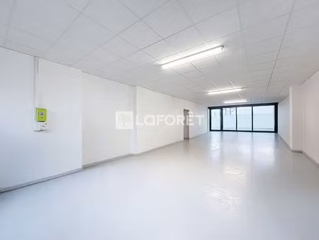 local commercial ou professionnel - angers boselli - 84 m²