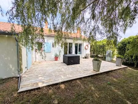 vente maison à givrand (85800) : à vendre / 80m² givrand