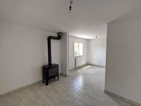vente maison à mellac (29300) : à vendre / 68m² mellac