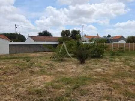 vente terrain à commequiers (85220) : à vendre / 425m² commequiers