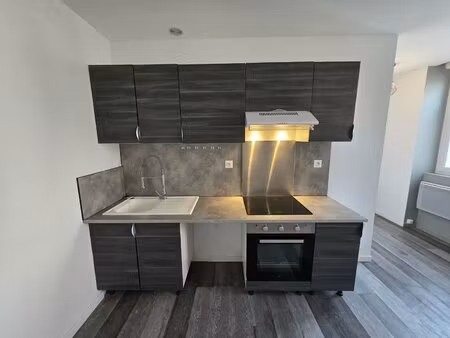 immeuble oyonnax 6 pièce(s) 125 m2