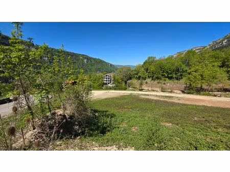terrain nantua 2067 m2