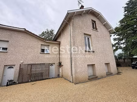 appartement 3 pièces en rez de jardin avec parking proche métro - 69500 bron