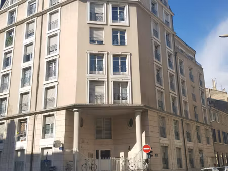 studio t1 meuble 19 m² calme lumineux sans vis à vis