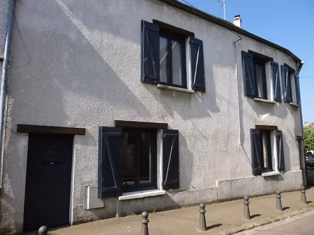 vente maison 5 pièces 130 m² à chateaufort (78117)  437 000 €