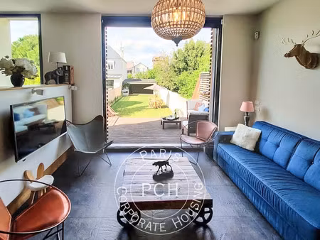 maison de luxe à louer dans le quartier agent sarre-centre-les vallées-la garenne
