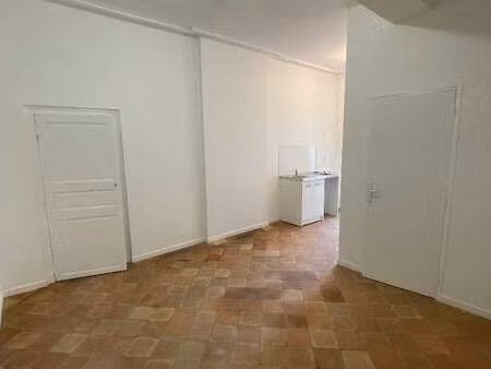 location appartement 2 pièces à baugé (49150) : à louer 2 pièces / 36m² baugé