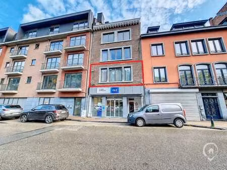 bel appartement 1 chambre au centre de dinant à louer